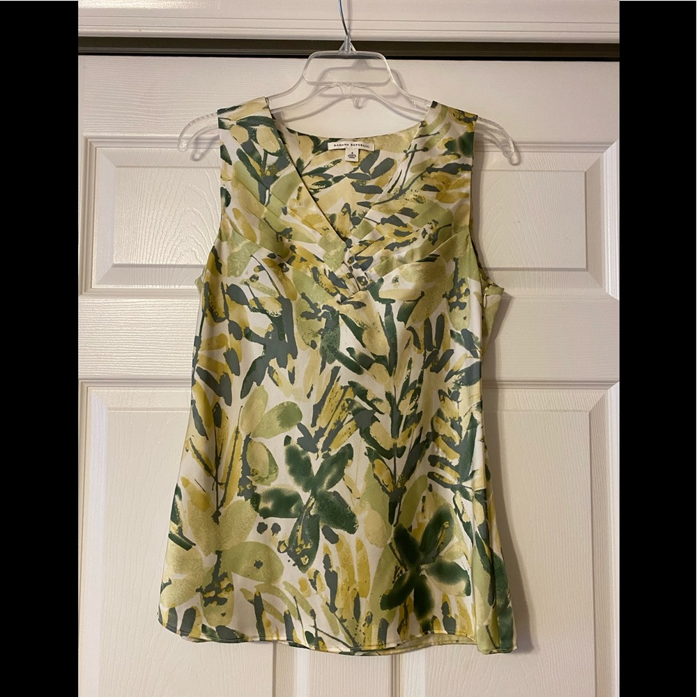 Banana Republic Top.